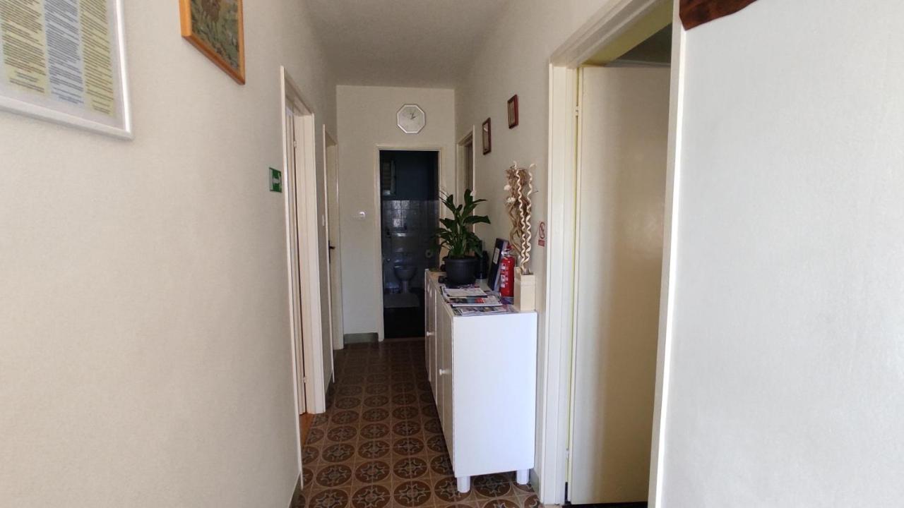 Apartman Iva Lägenhet Kaštela Exteriör bild